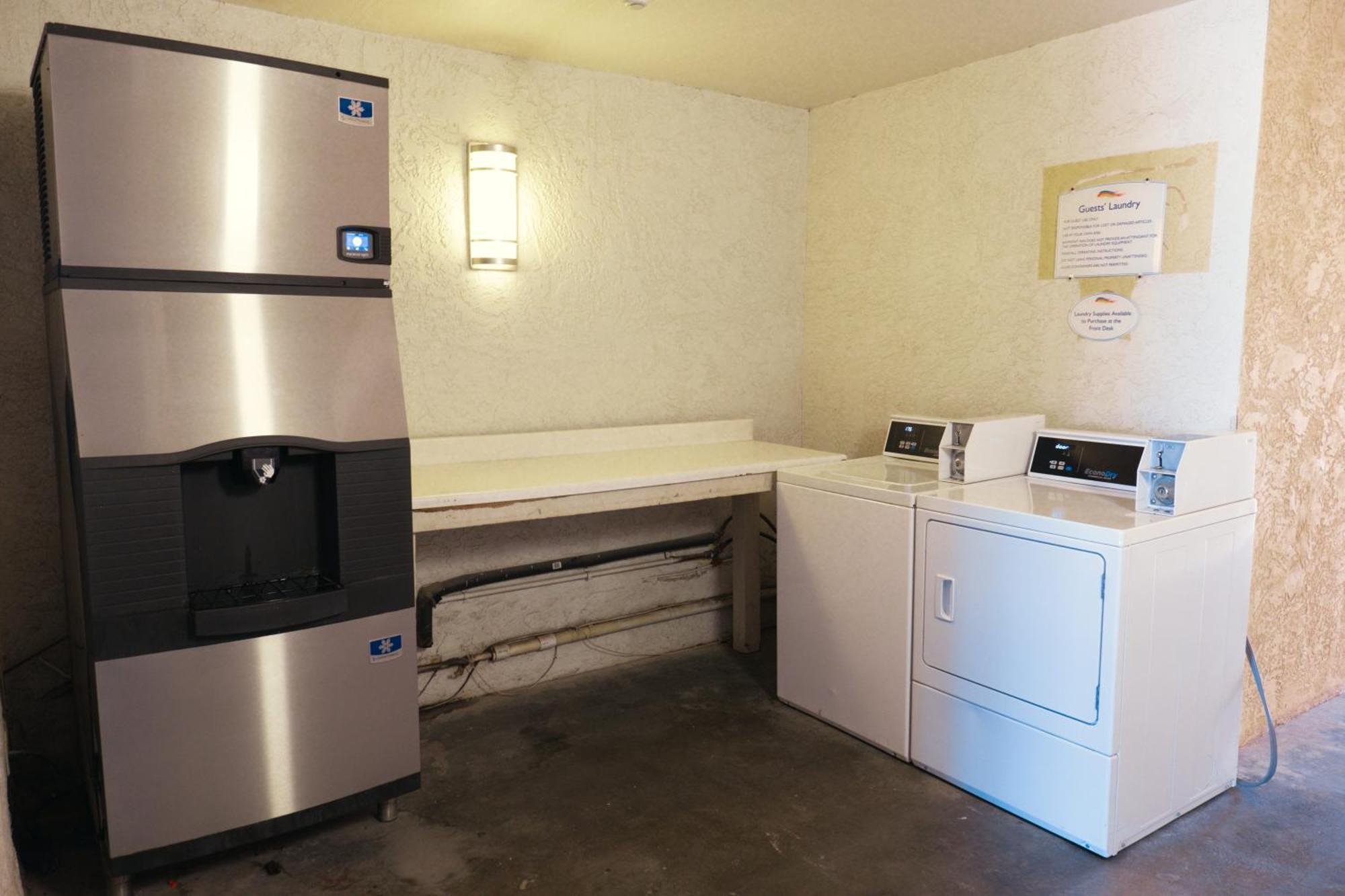 Baymont By Wyndham Hotel Fort Stockton Bagian luar foto