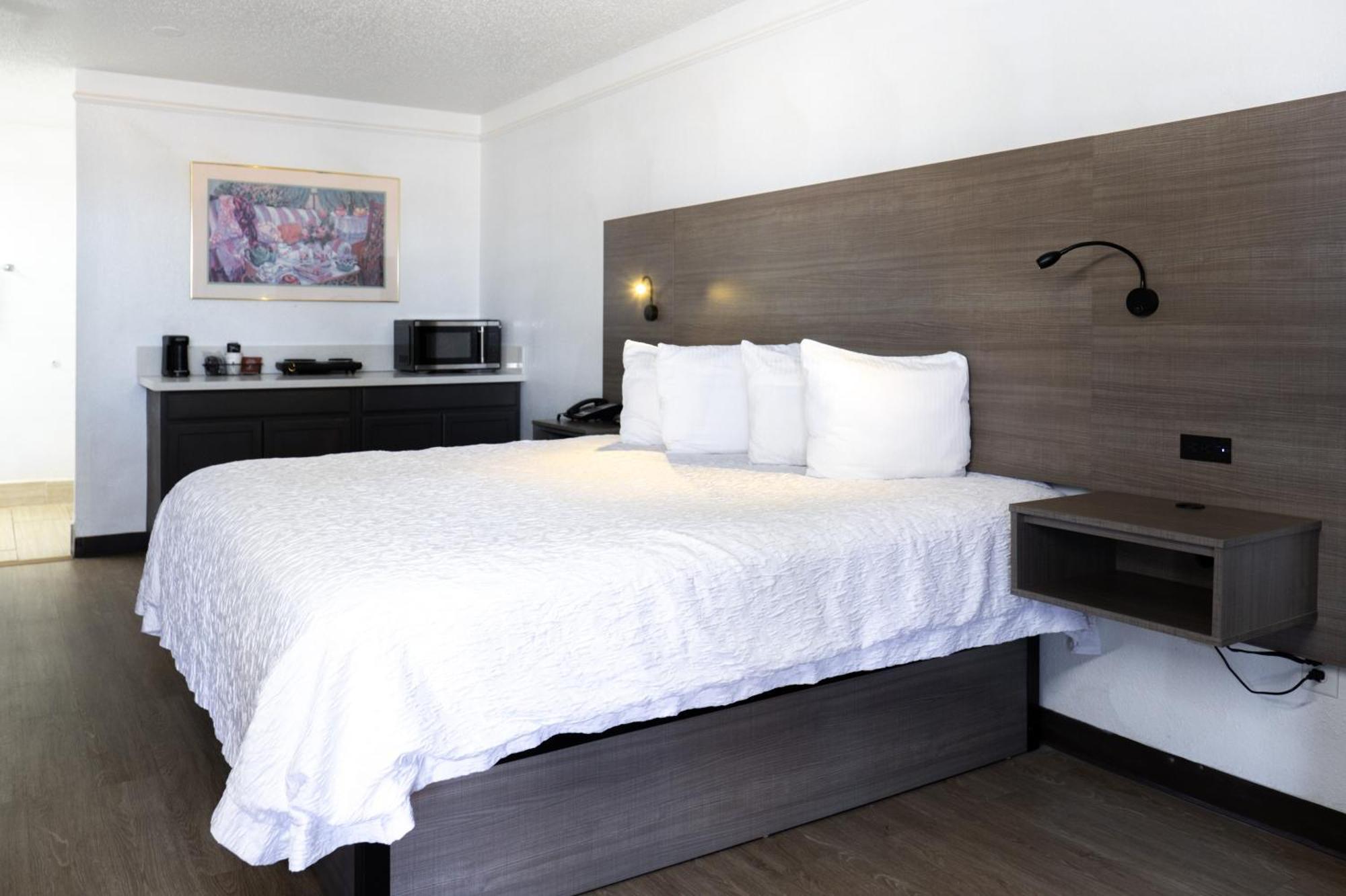 Baymont By Wyndham Hotel Fort Stockton Bagian luar foto